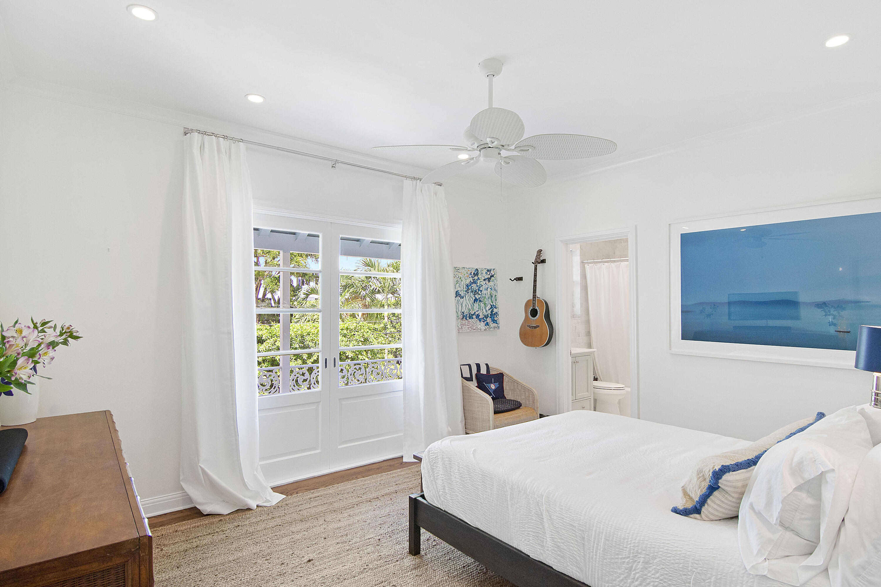 311 Cocoanut Row, Unit 2010 Palm Beach, FL 33480 - Photo 7 of 12 IMG_6601