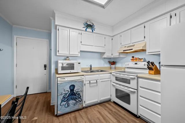 $345,000 | 301 Commerce Way, Unit 142, Atlantic Beach, NC 28512