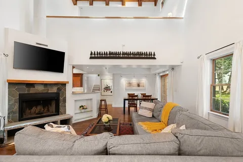 $1,395,000 | 18 Greenwood Street, Lexington, MA 02421