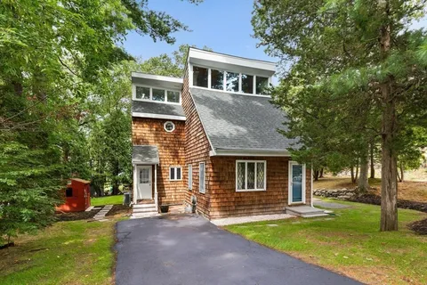 $1,395,000 | 18 Greenwood Street, Lexington, MA 02421