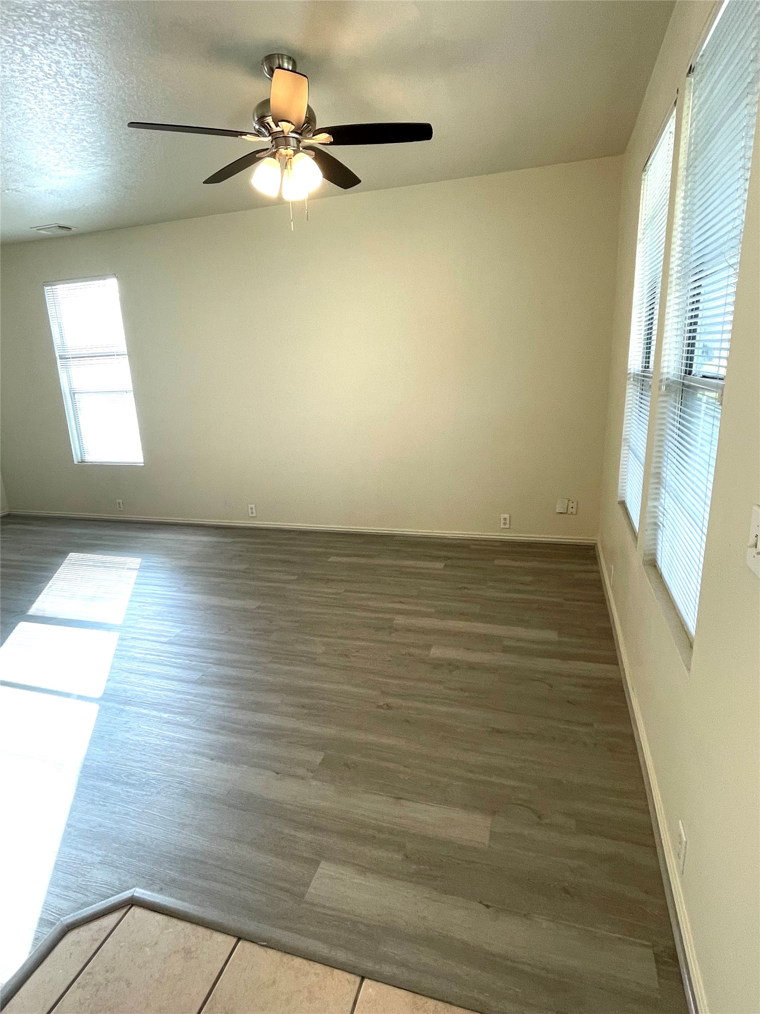 23623 Twisting Falls Drive Spring, TX 77373 - Photo 9 of 46 Living Room