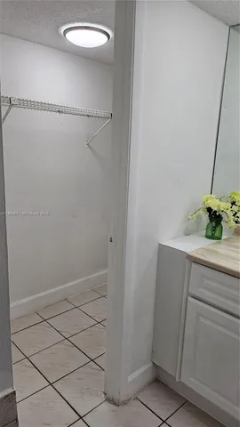 $2,350 | 10641 Southwest 108th Avenue, Unit 1H, Miami, FL 33176