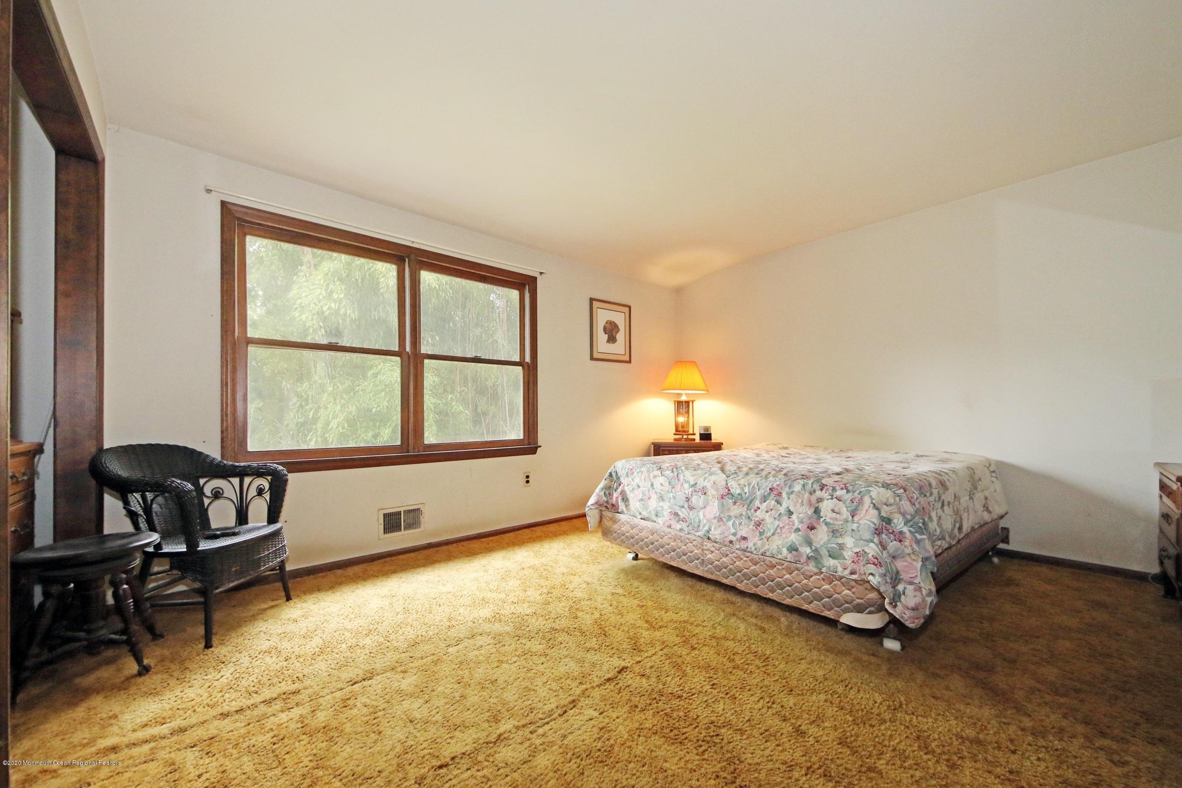 657 Locust Point Road Atlantic Highlands, NJ 07716 - Photo 14 of 21 Master Bedroom