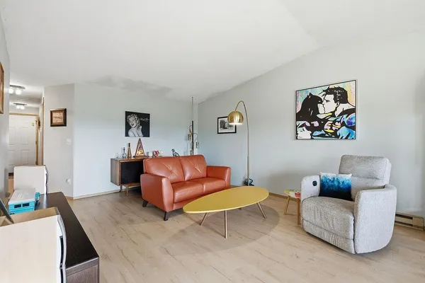 $270,000 | 166 South Coeur D'Alene Street, Unit D305, Spokane, WA 99201