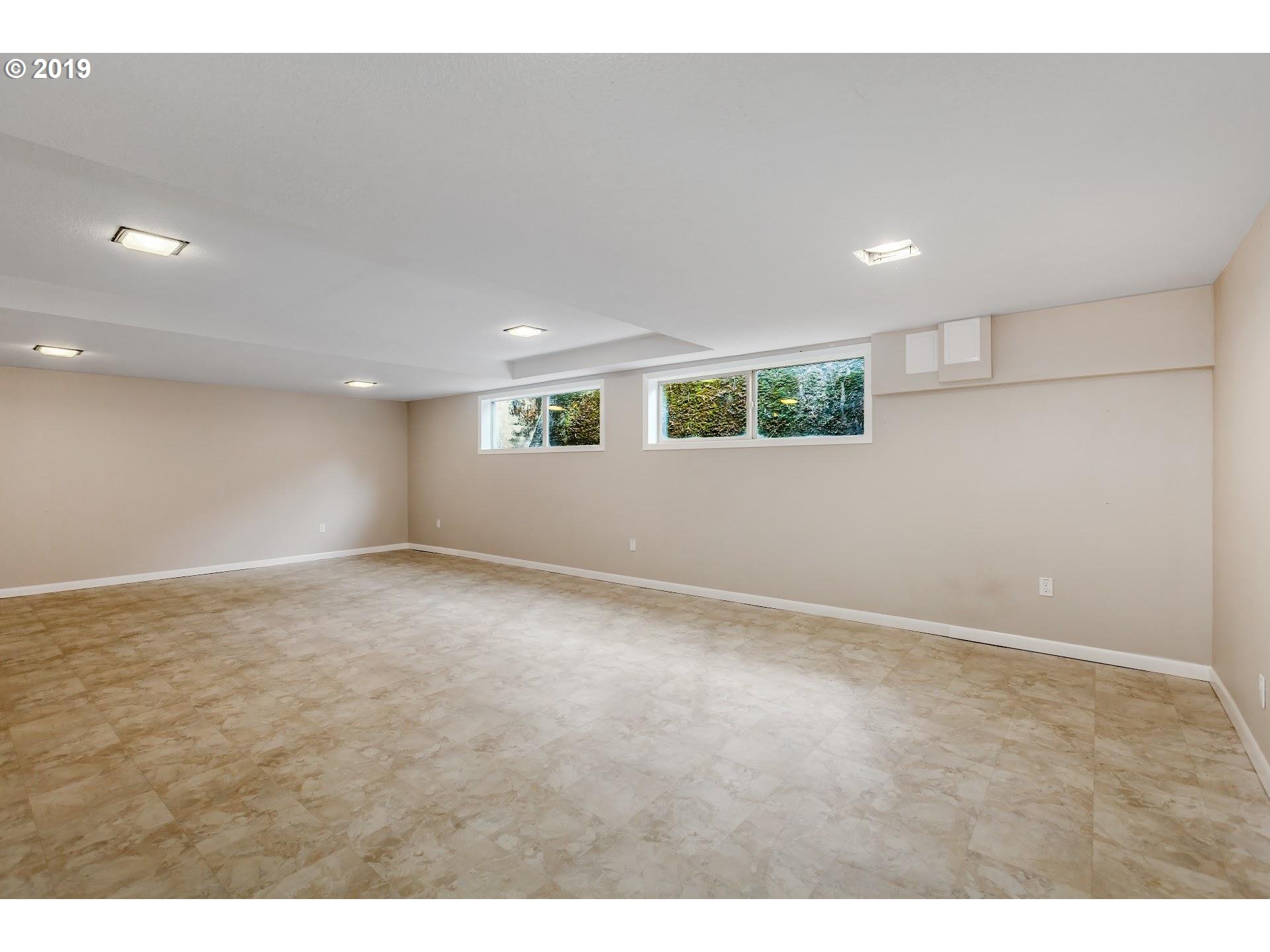 605 Watercrest Road Forest Grove, OR 97116 - Photo 22 of 32 Gallery Image 22