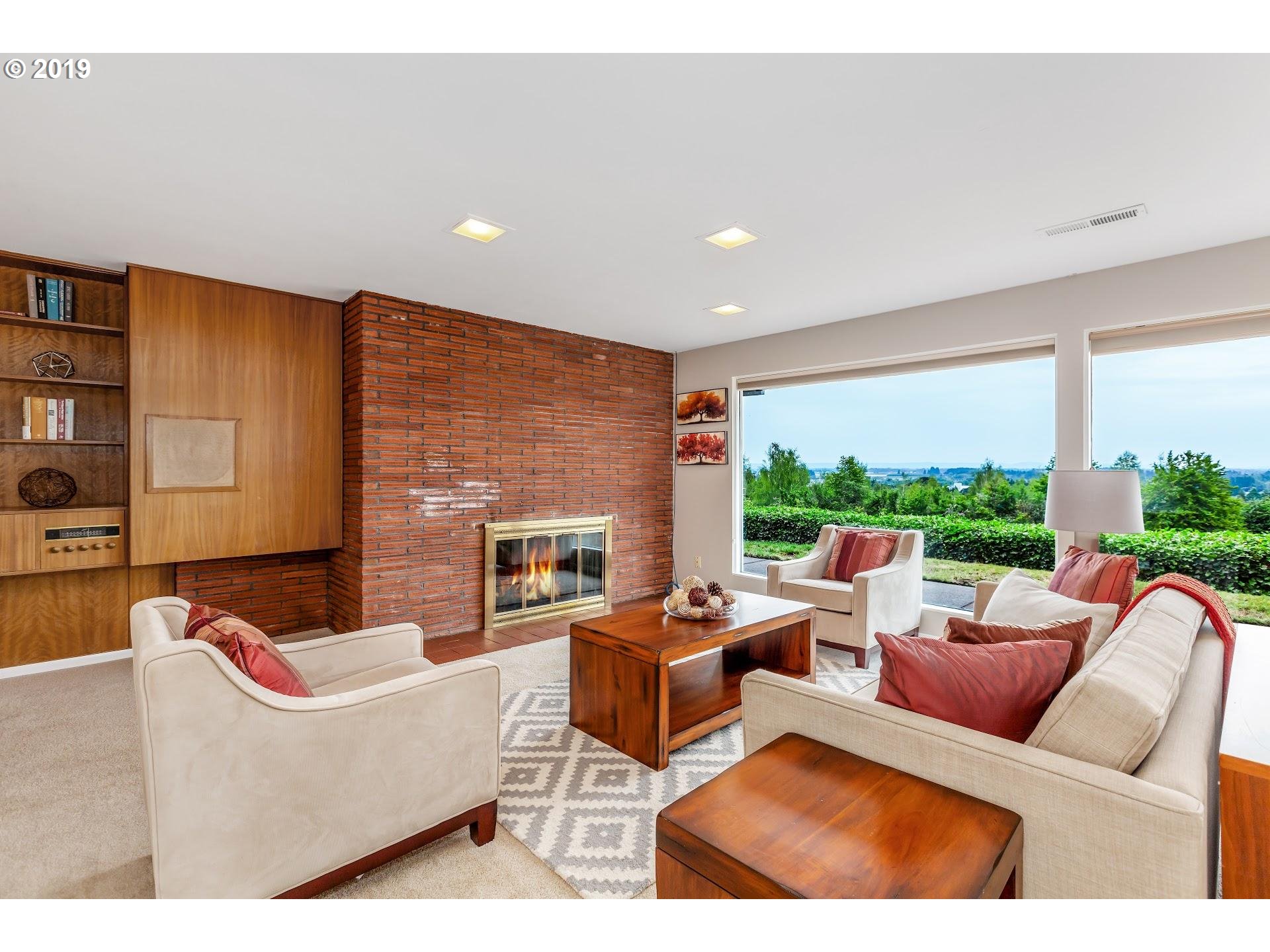 605 Watercrest Road Forest Grove, OR 97116 - Photo 3 of 32 Gallery Image 3