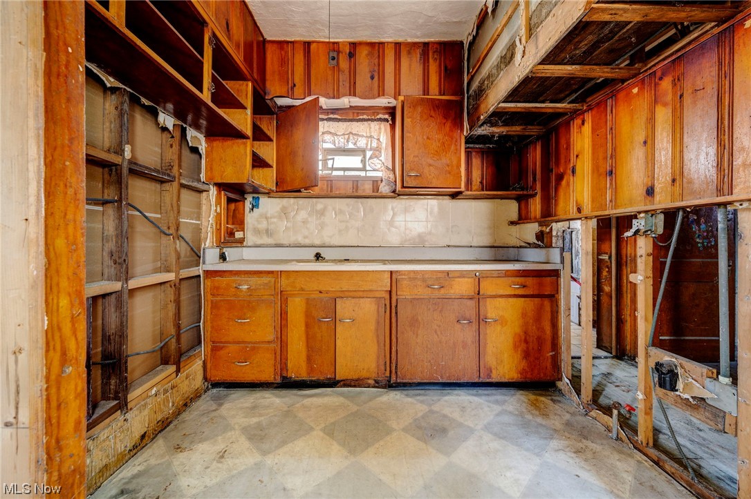 13616 Coit Road Cleveland, OH 44110 - Photo 33 of 35 Gallery Image 33