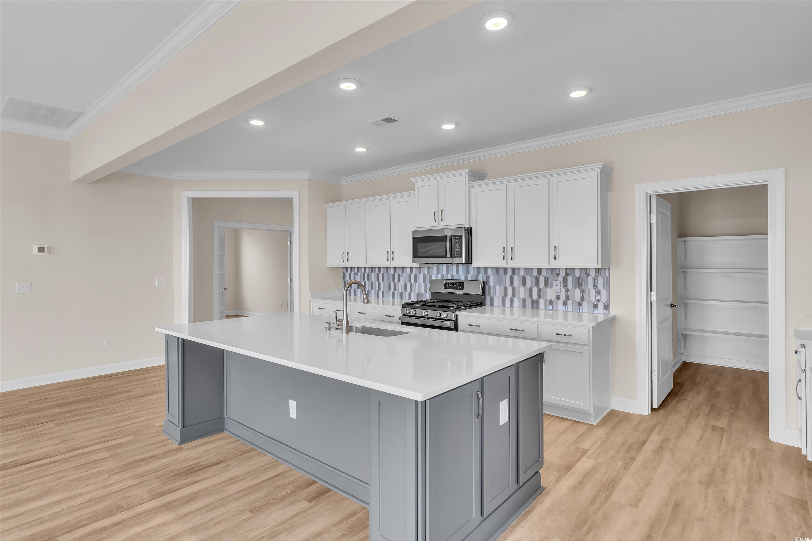 814 Cascade Loop Little River, SC 29566 - Photo 8 of 39 Gallery Image 8