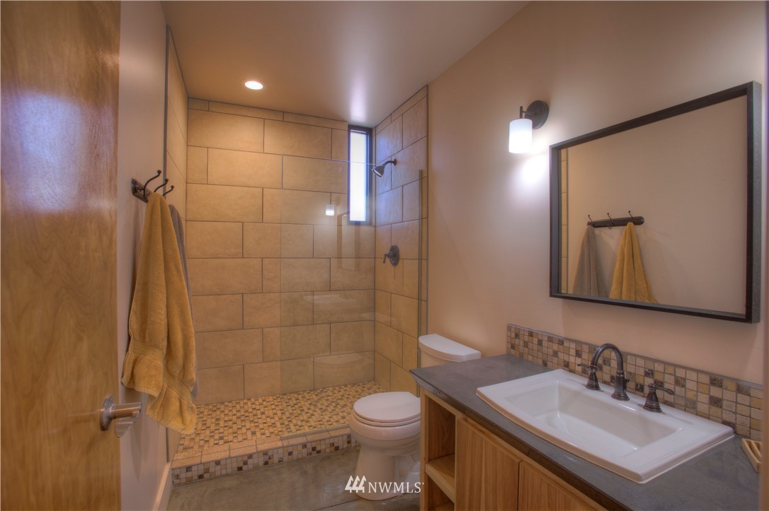 23644 Northwest Cliffe Pointe Road, Unit 11D Quincy, WA 98848 - Photo 5 of 13 Gallery Image 5