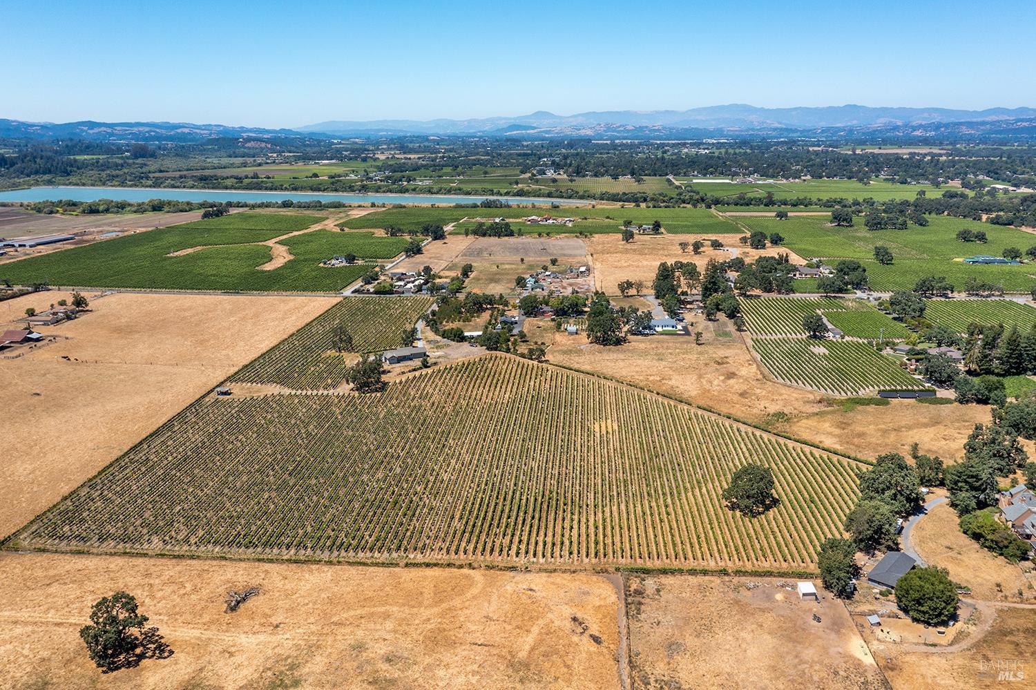 5726 Hall Road Santa Rosa, CA 95401 - Photo 18 of 27