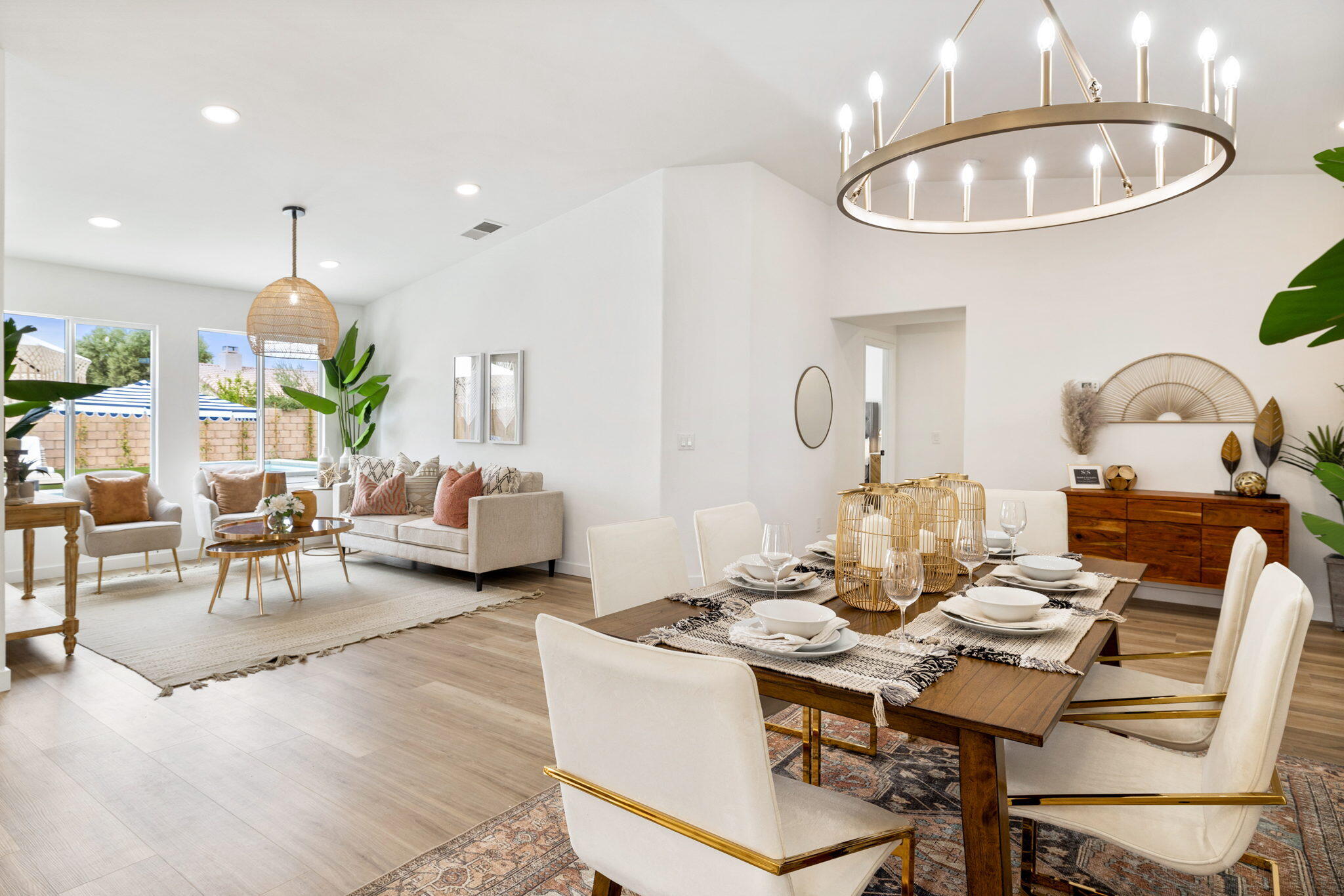 79340 Paseo Del Rey La Quinta, CA 92253 - Photo 28 of 69 a living room with furniture kitchen view and a mirror