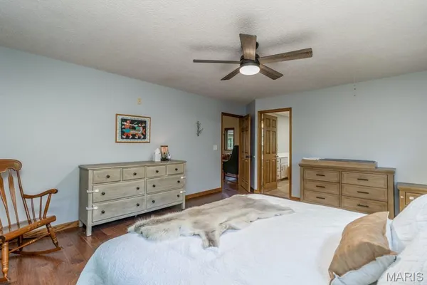 $499,900 | 25350 Englewood Lane, Lebanon, MO 65536