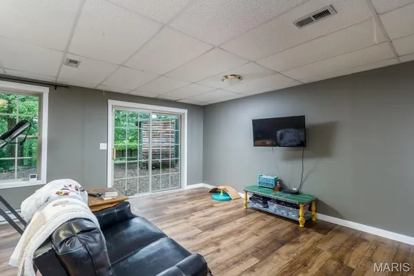 $499,900 | 25350 Englewood Lane, Lebanon, MO 65536