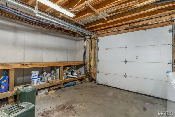 $499,900 | 25350 Englewood Lane, Lebanon, MO 65536