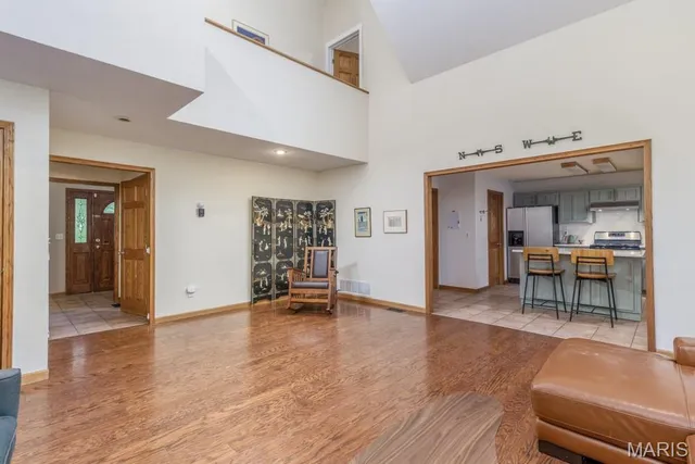 $499,900 | 25350 Englewood Lane, Lebanon, MO 65536