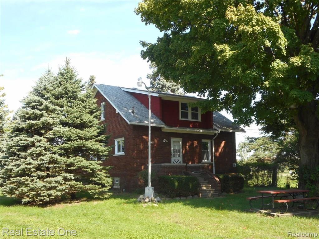 27485 Sibley Road Romulus, MI 48174 - Photo 9 of 54 DSCN2018.JPG
