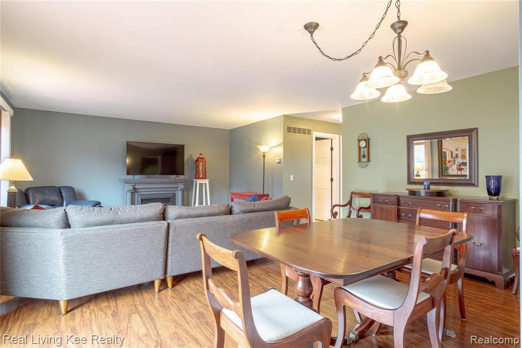 2200 Rochelle Park Drive Rochester Hills, MI 48309 - Photo 10 of 49