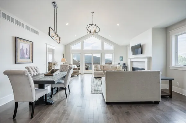 $725,000 | 1 Terrace Drive, South Bristol, NY 14424