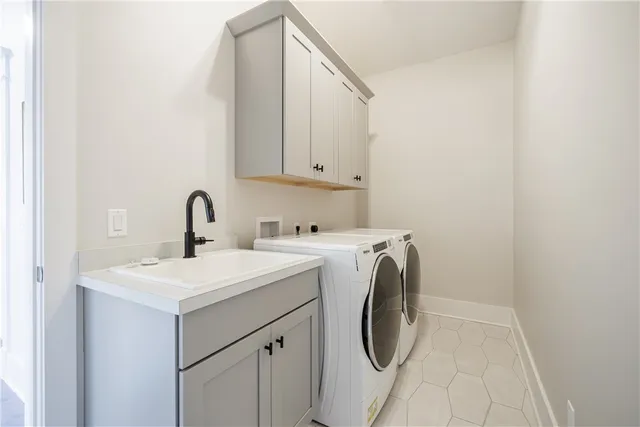 $725,000 | 1 Terrace Drive, South Bristol, NY 14424