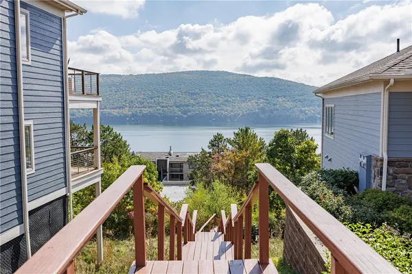 $725,000 | 1 Terrace Drive, South Bristol, NY 14424