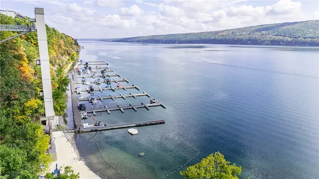 $725,000 | 1 Terrace Drive, South Bristol, NY 14424