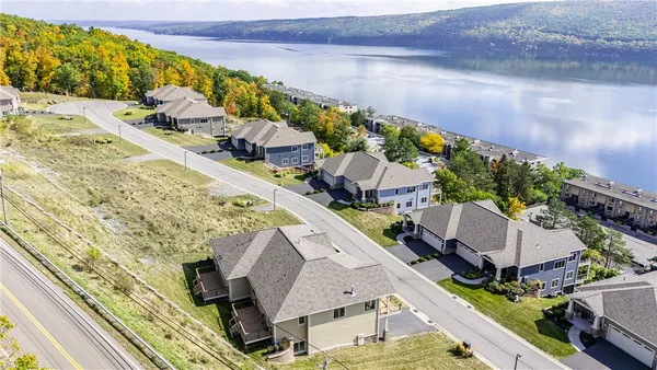 $725,000 | 1 Terrace Drive, South Bristol, NY 14424