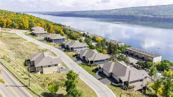 $725,000 | 1 Terrace Drive, South Bristol, NY 14424