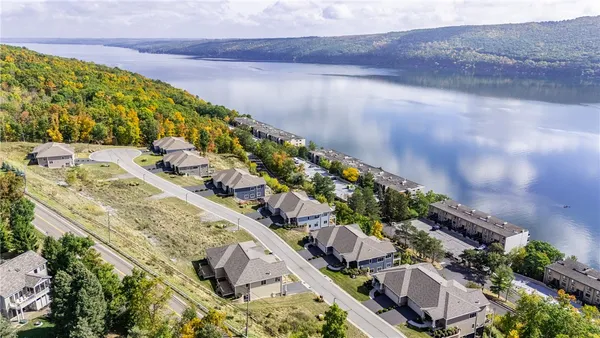 $725,000 | 1 Terrace Drive, South Bristol, NY 14424