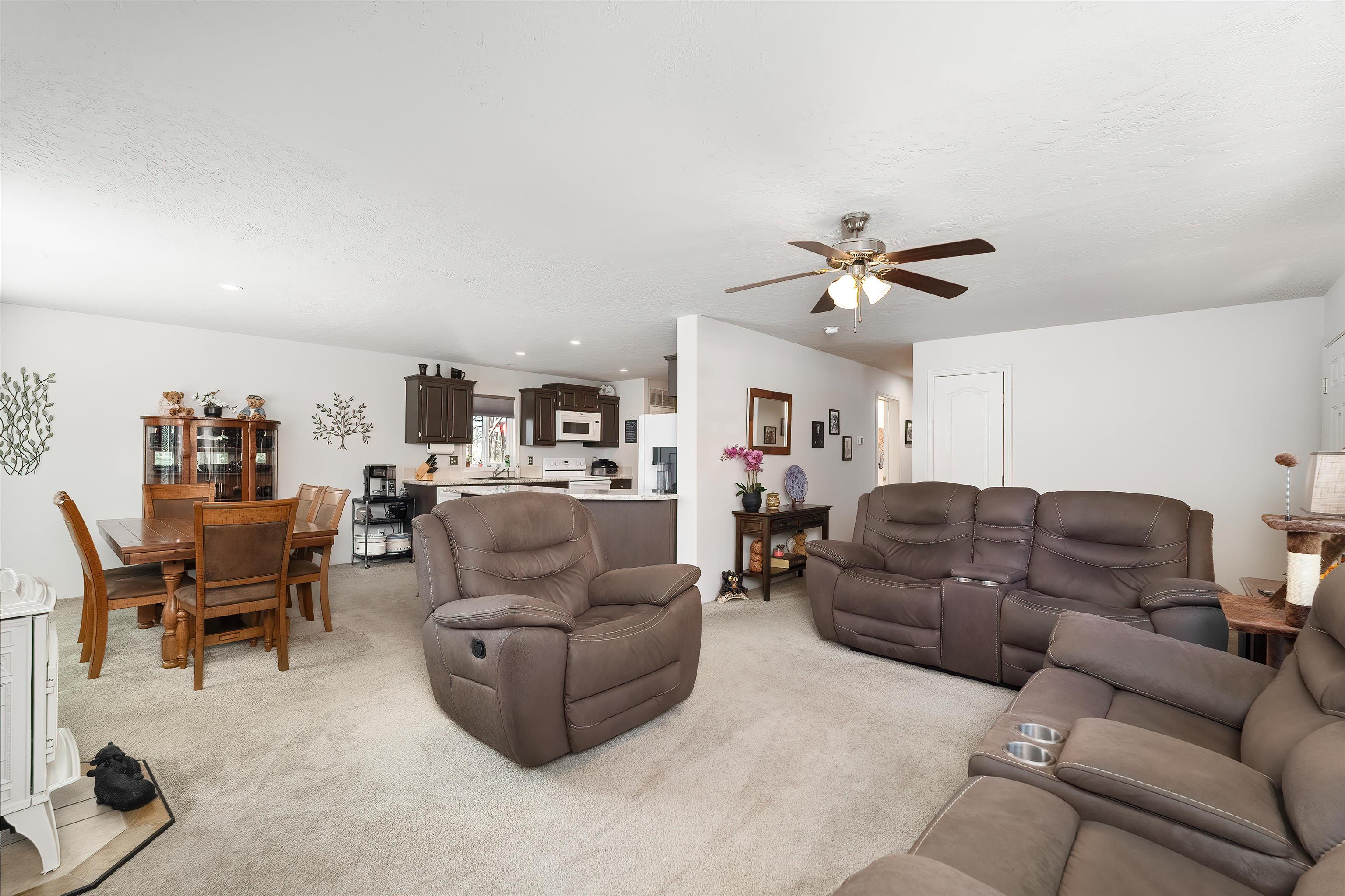 4047 Pine View Way Springdale, WA 99173 - Photo 8 of 49 Gallery Image 8