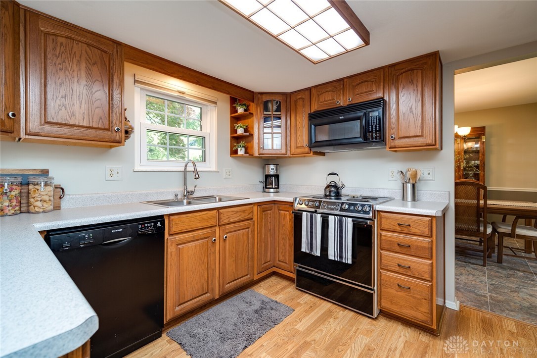 5801 Rockingham Drive Dayton, OH 45429 - Photo 16 of 47 Gallery Image 16