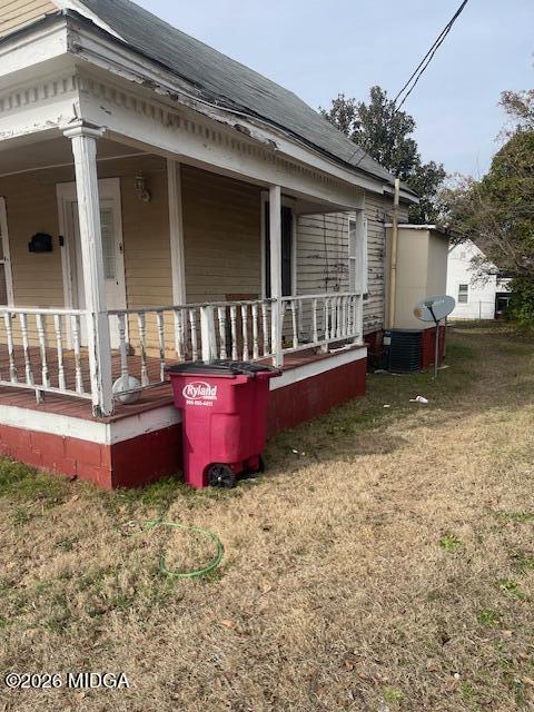 1837 2nd Avenue Macon, GA 31201 - Photo 2 of 4 a front view of a house with a yard