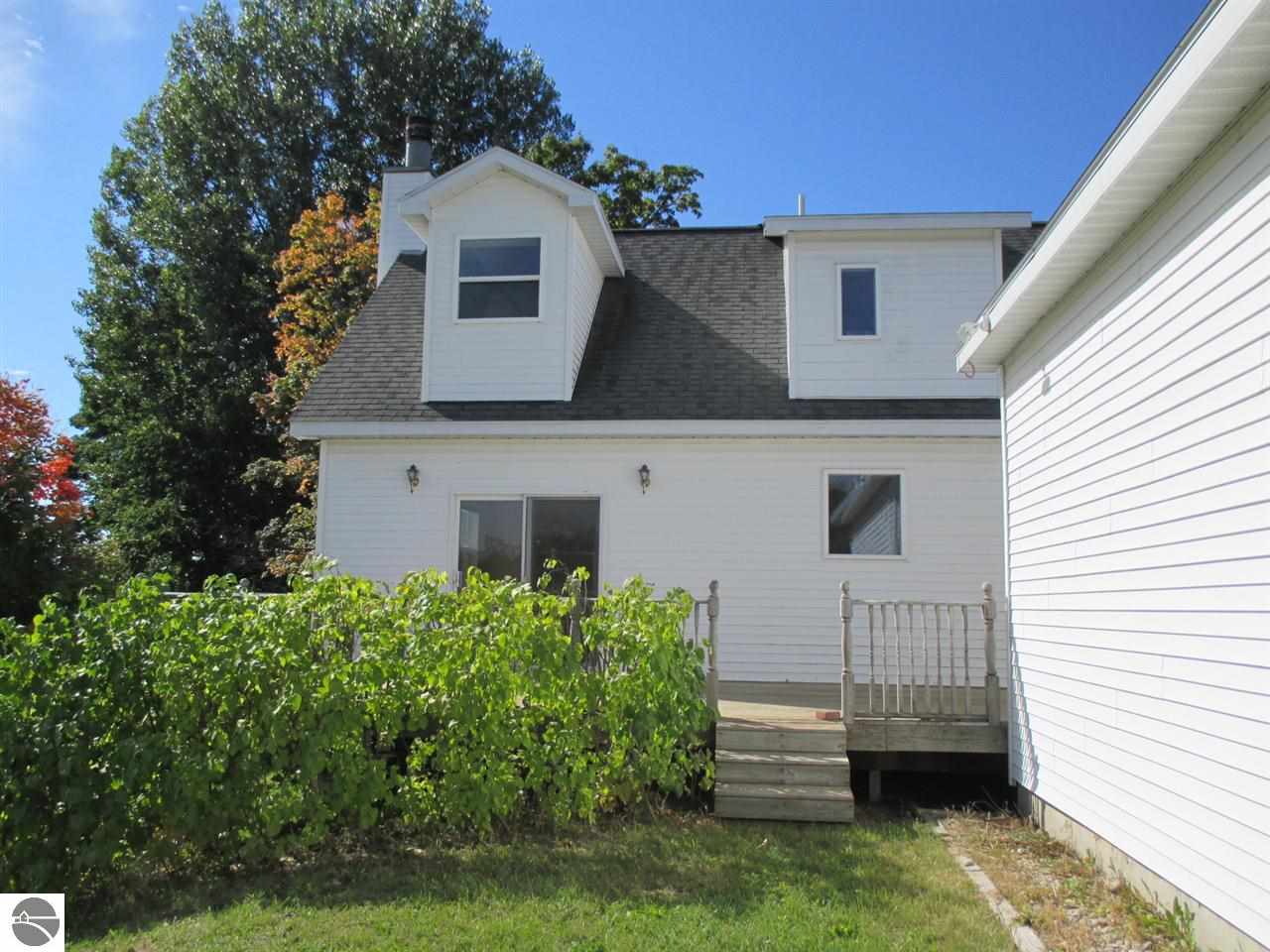 11002 Craig Road Traverse City, MI 49686 - Photo 47 of 50 1791087-46.JPG