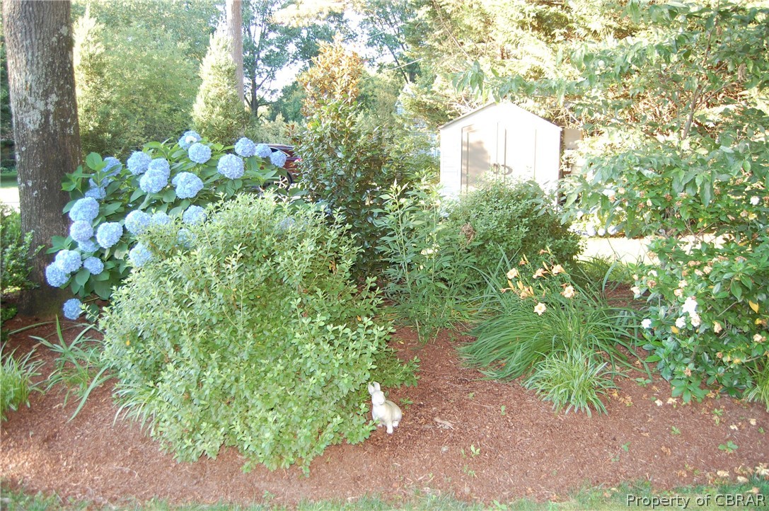 1753 Gloucester Road Gloucester Point, VA 23062 - Photo 37 of 48 Gallery Image 37