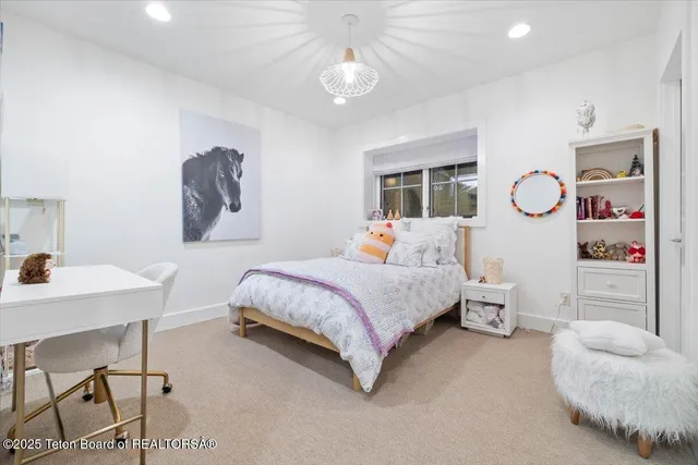 $3,995,000 | 222 Pine Glades Drive, Jackson, WY 83001