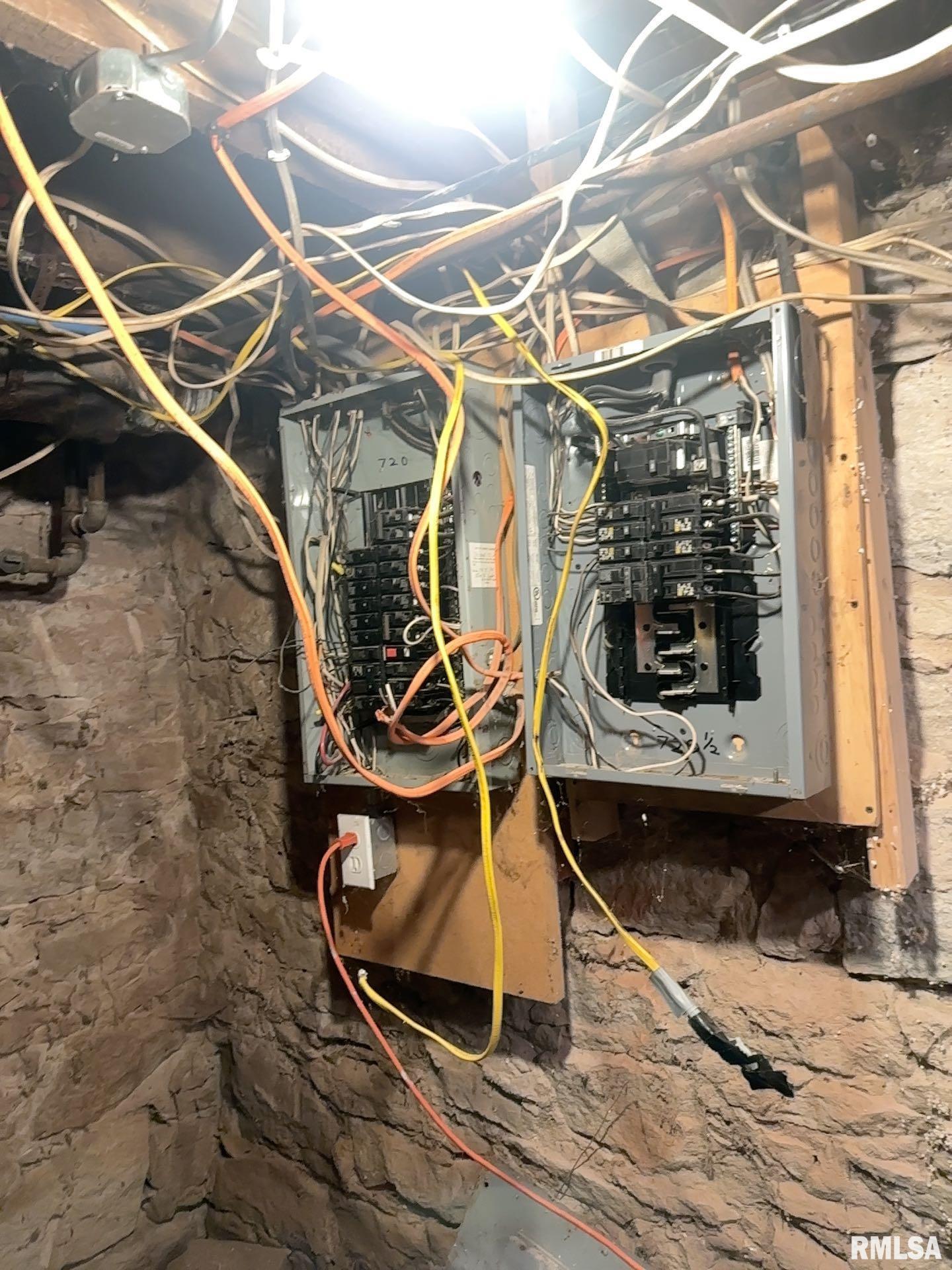 720 North 5th Street Quincy, IL 62301 - Photo 14 of 33