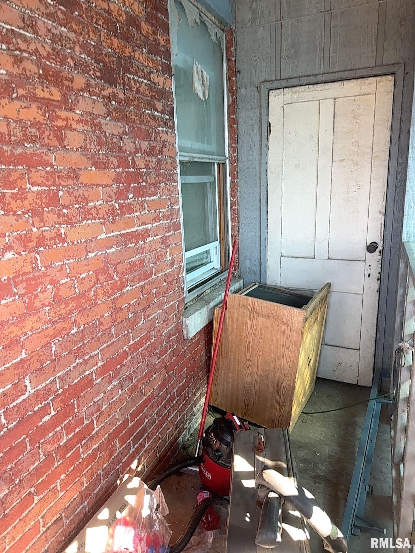 720 North 5th Street Quincy, IL 62301 - Photo 17 of 33