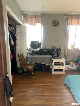 $20,000 | 720 North 5th Street, Quincy, IL 62301
