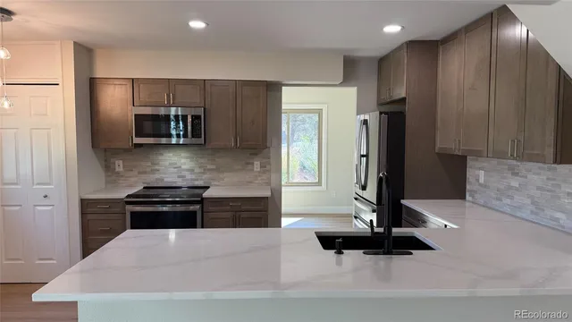 $1,124,950 | 15789 Sandtrap Way, Morrison, CO 80465