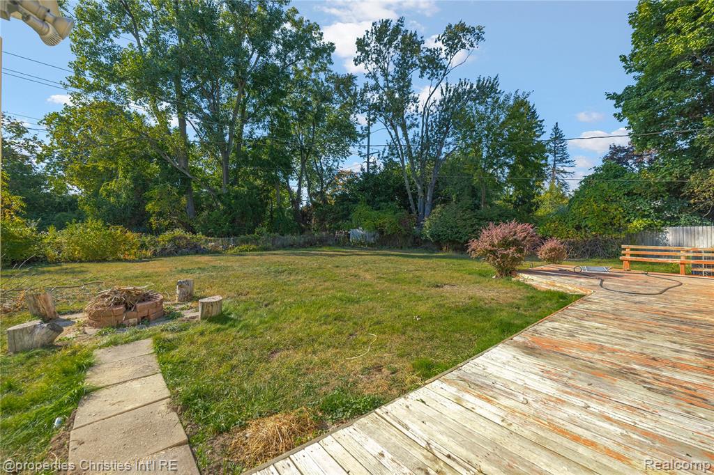 6550 Inkster Road West Bloomfield, MI 48322 - Photo 33 of 39