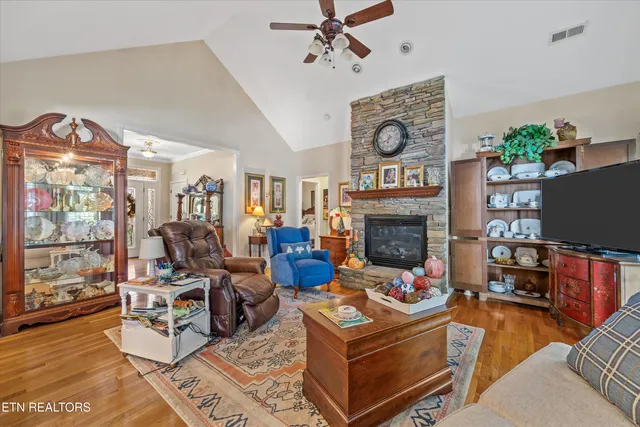 $749,900 | 234 Timberland Lane, Rocky Top, TN 37769