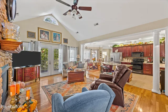 $749,900 | 234 Timberland Lane, Rocky Top, TN 37769