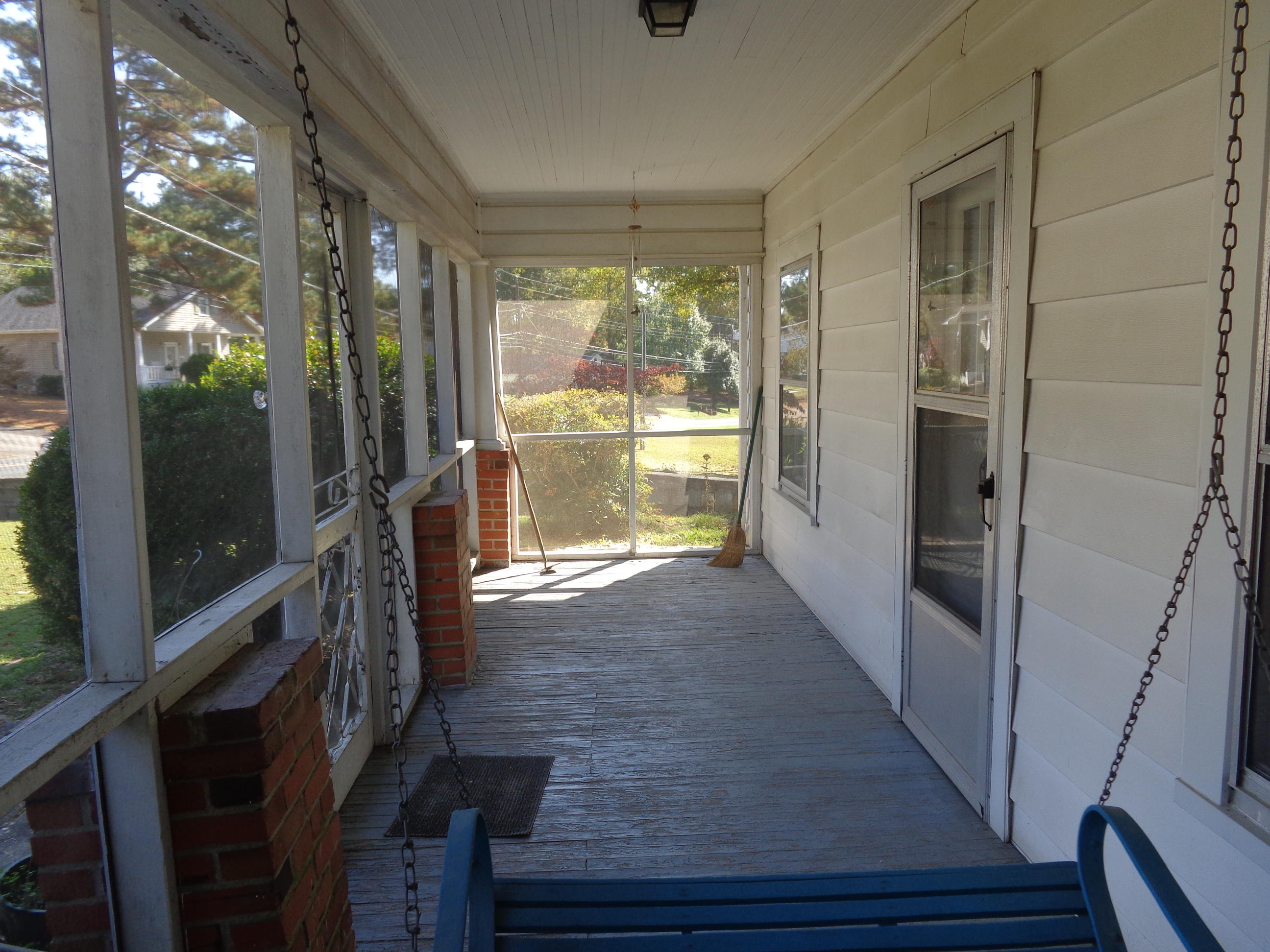 617 North Lee Street Rockingham, NC 28379 - Photo 2 of 34 Screen front porch