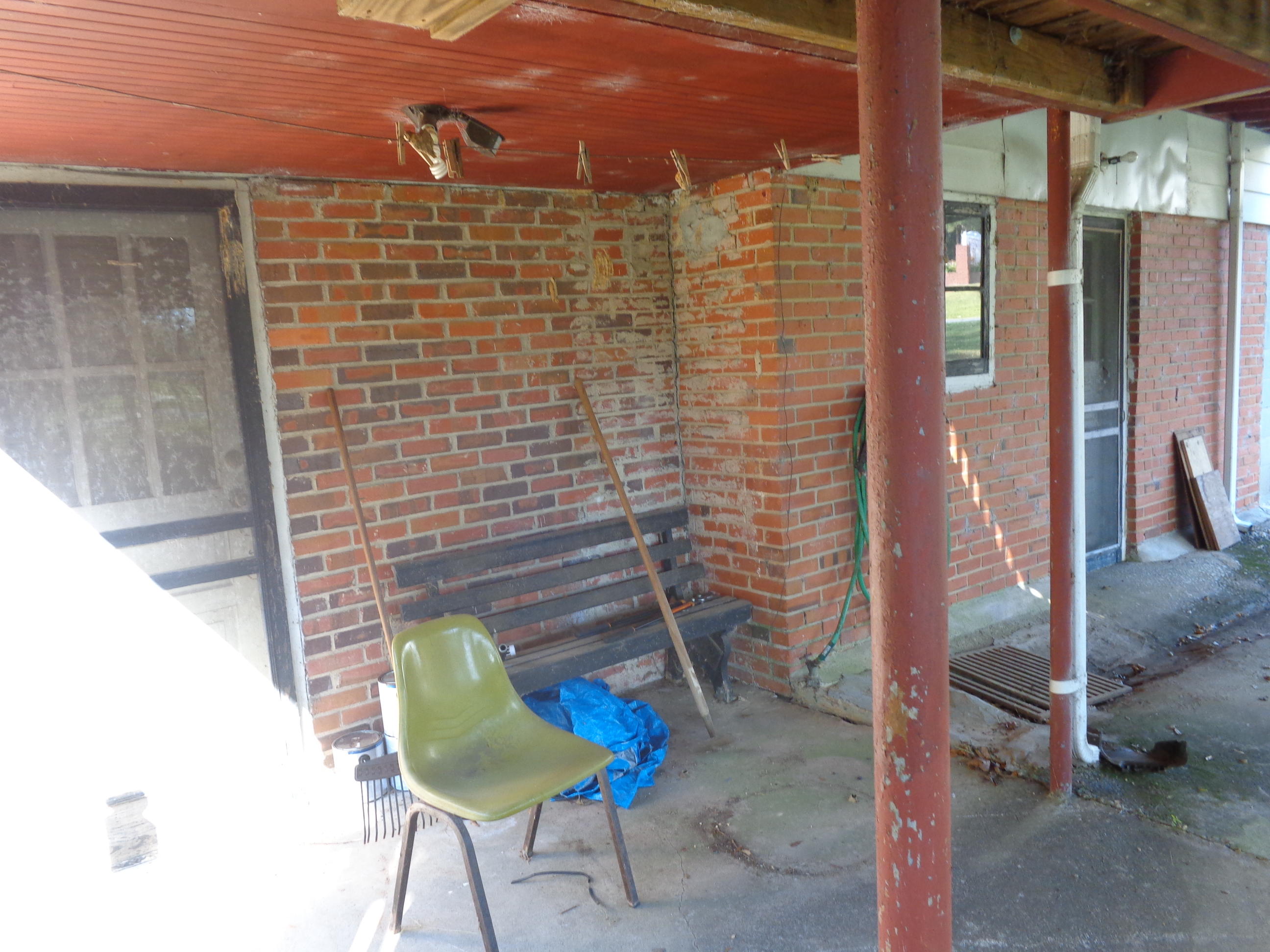 617 North Lee Street Rockingham, NC 28379 - Photo 23 of 34 Under the deck