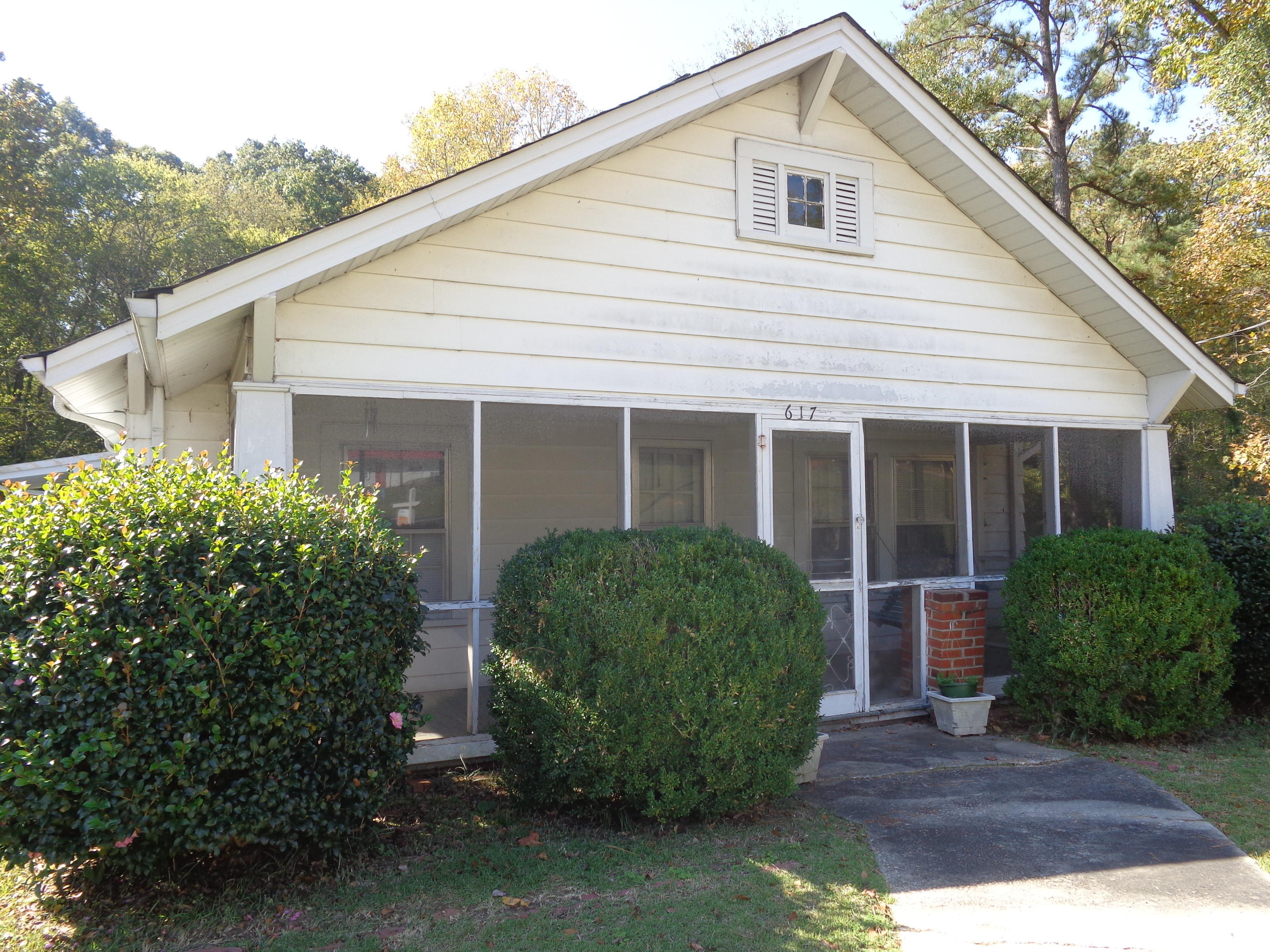 617 North Lee Street Rockingham, NC 28379 - Photo 24 of 34 Front of house