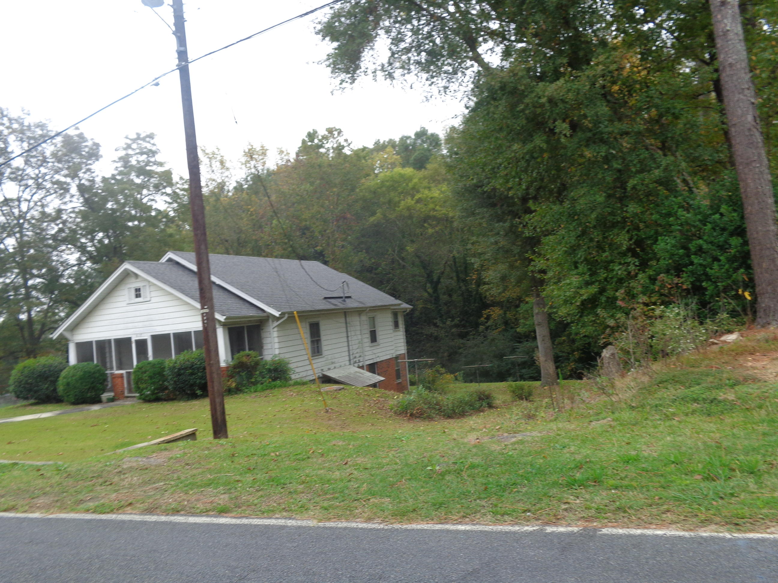 617 North Lee Street Rockingham, NC 28379 - Photo 7 of 34 North side of house