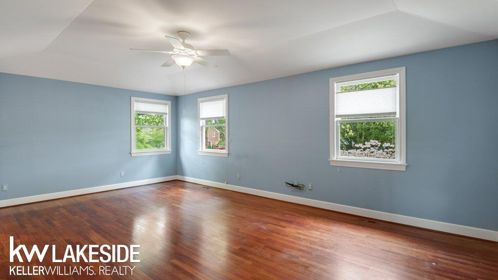 711 South Oxford Road Grosse Pointe Woods, MI 48236 - Photo 20 of 56