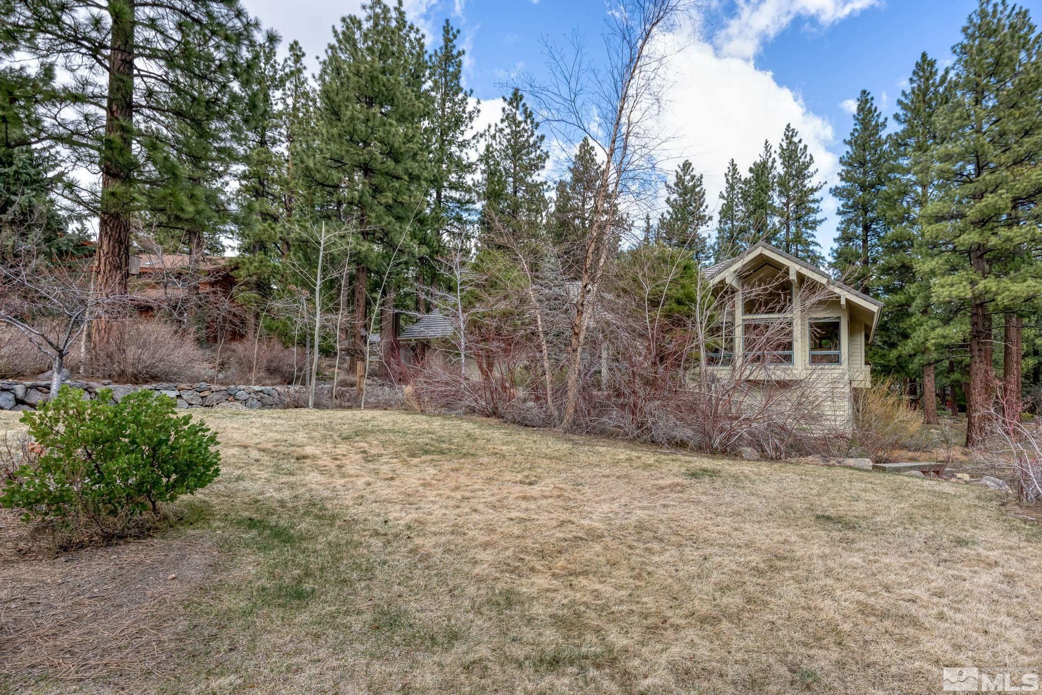 605 Yellow Pine Road Reno, NV 89511 - Photo 2 of 39 Photo 2