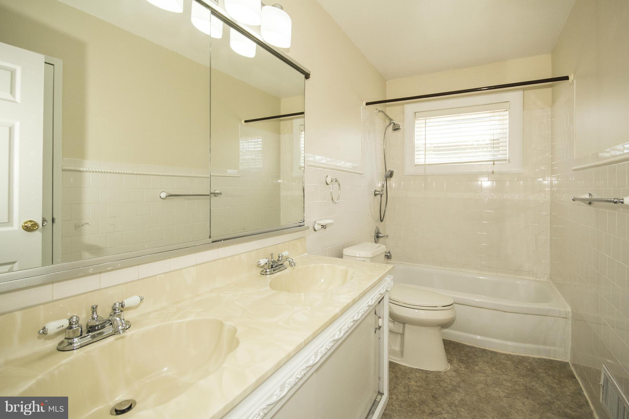 1017 Crosby Road Catonsville, MD 21228 - Photo 19 of 30 Bath