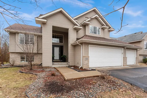 $475,000 | 10924 Fox Hollow Lane North, Champlin, MN 55316
