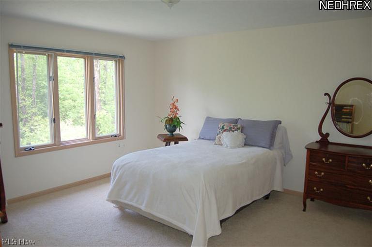 27289 Belgrave Road Cleveland, OH 44124 - Photo 24 of 25